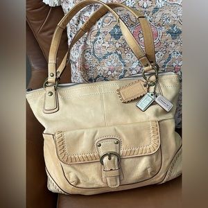 Vintage! Authentic Coach leather bag.